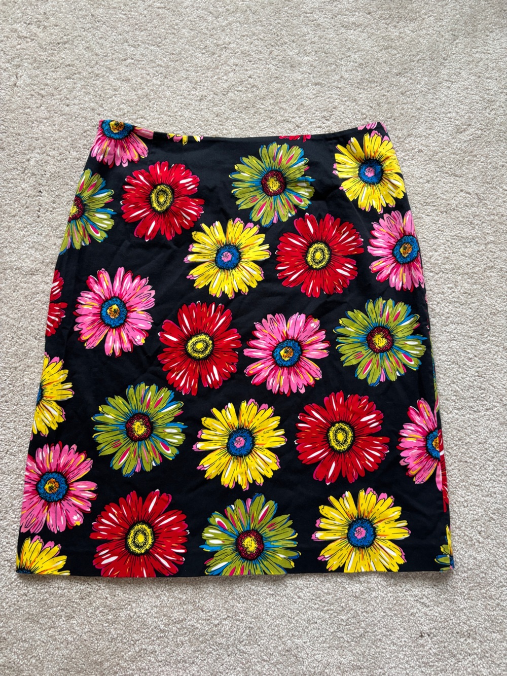 Andrea Viccaro Black Sunflower Print Pencil Skirt - Vibrant Floral Summer Hippie - Picture 8 of 8